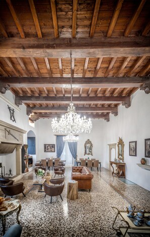 Entrada interior