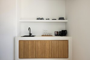 Superior  Sea & Sunset View Outdoor Hot Tub | Private kitchenette | Electric kettle - Boho Origin (Mykonos)