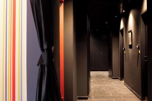 Hallway - The Studios at Haifa Port by Sea N' Rent (Haifa)