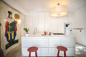Interior - Stunning private villa for 4 people with A/C, WIFI, private pool and TV (Cinisi)