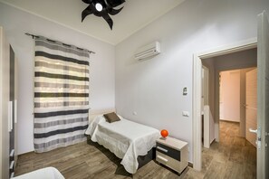 4 bedrooms, iron/ironing board, travel crib, free WiFi