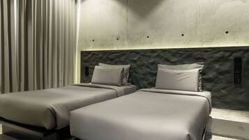 2 bedrooms, Egyptian cotton sheets, premium bedding, down duvets