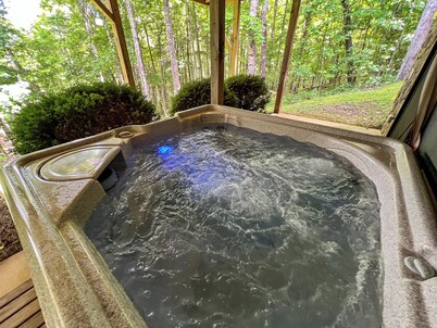 Gather, Give Thanks, and Make Mountain Memories This November @BearlyBehaving