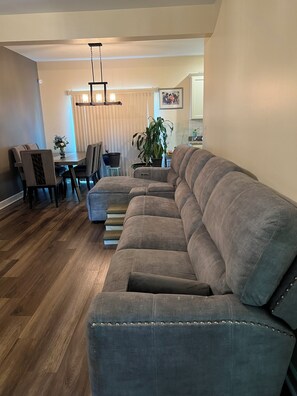 Smart TV, fireplace, offices