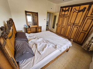 2 dormitorios, tabla de planchar con plancha, wifi y ropa de cama