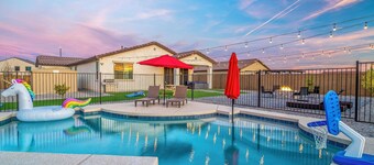 Pool! King Bed, Pool Table, Ping Pong