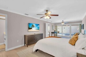 2 soverom, strykejern/-brett, reiseseng for barn og wi-fi