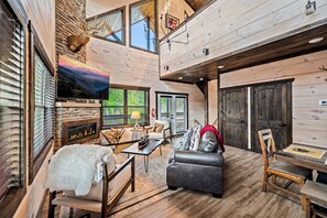 Smart-TV, peis, videospill og DVD-spiller