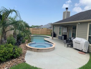 Pool - Modern home with pool (League City)