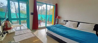 BnBBuddy Farmhouse Retreat with pool Chandigarh