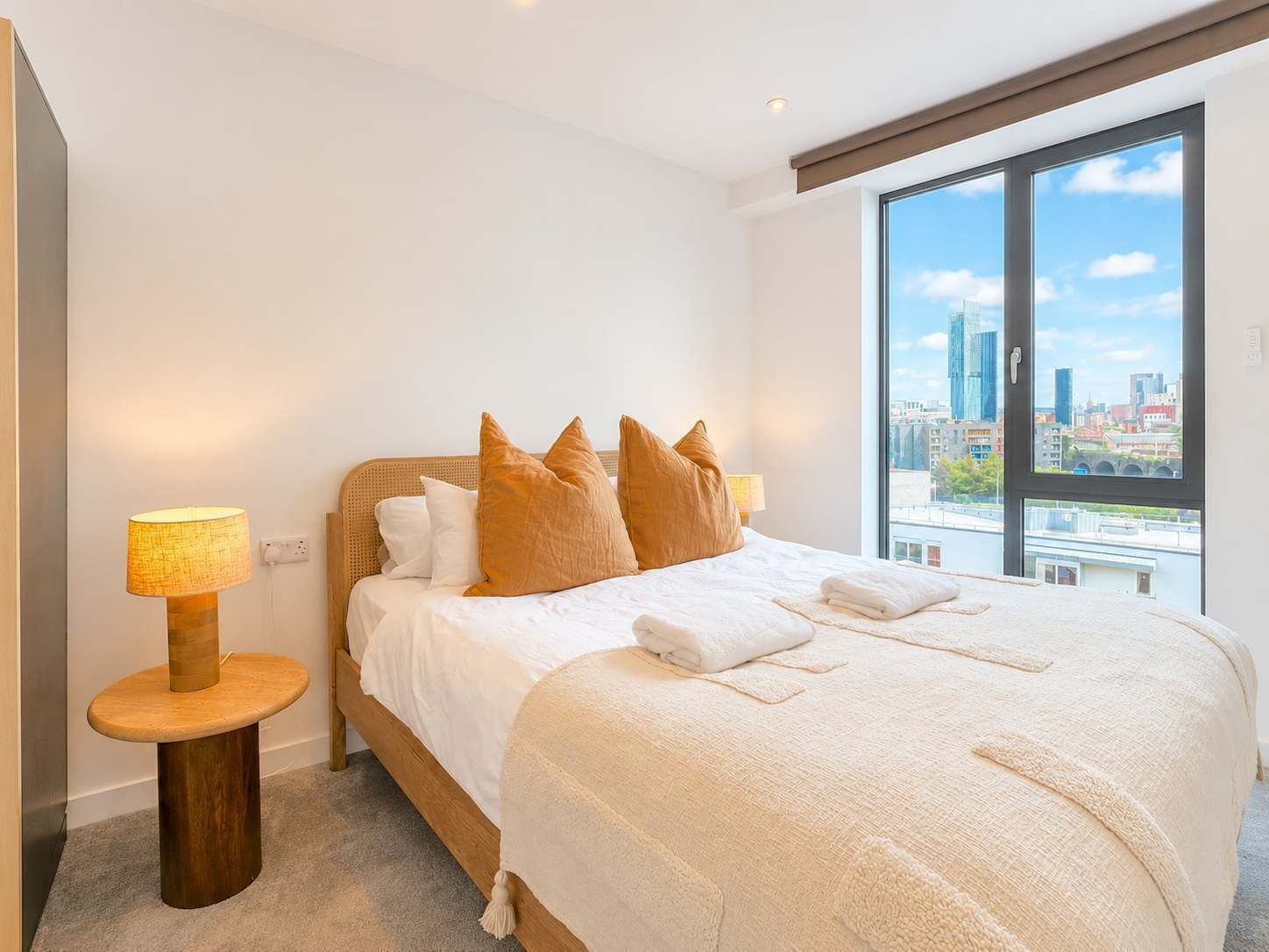 2 dormitorios, tabla de planchar con plancha, wifi y ropa de cama