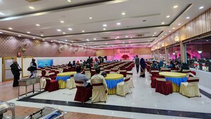 Terrace/patio - Hotel President (Gorakhpur)