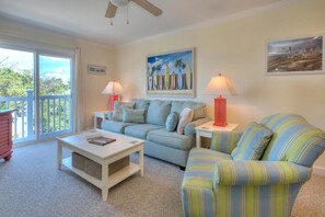 TV, DVD player, books - Beautiful 2 Bedroom 2 Bath Condo, Walk to the Beach, Sleeps 8 (Oak Island)