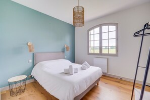 3 chambres, bureau, fer et planche à repasser, Wi-Fi