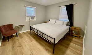 1 chambre, fer et planche à repasser, Wi-Fi, draps fournis