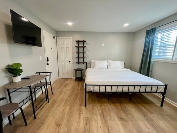 1 chambre, fer et planche à repasser, Wi-Fi, draps fournis