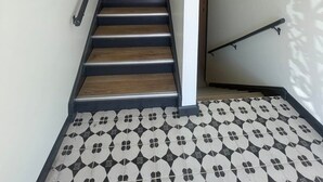 Unclassified image, 4 of 7, button - Chic Pet-Friendly Apartment Near Blackstone & UNMC (Omaha)