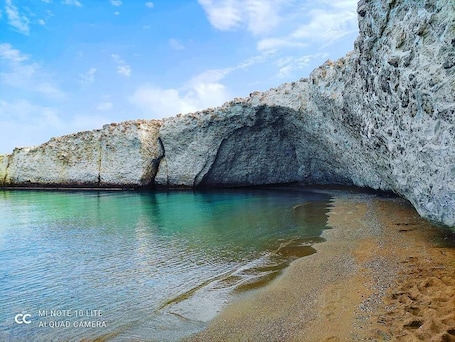 Exterior. FANI DREAM SUITE By Vilos Suites