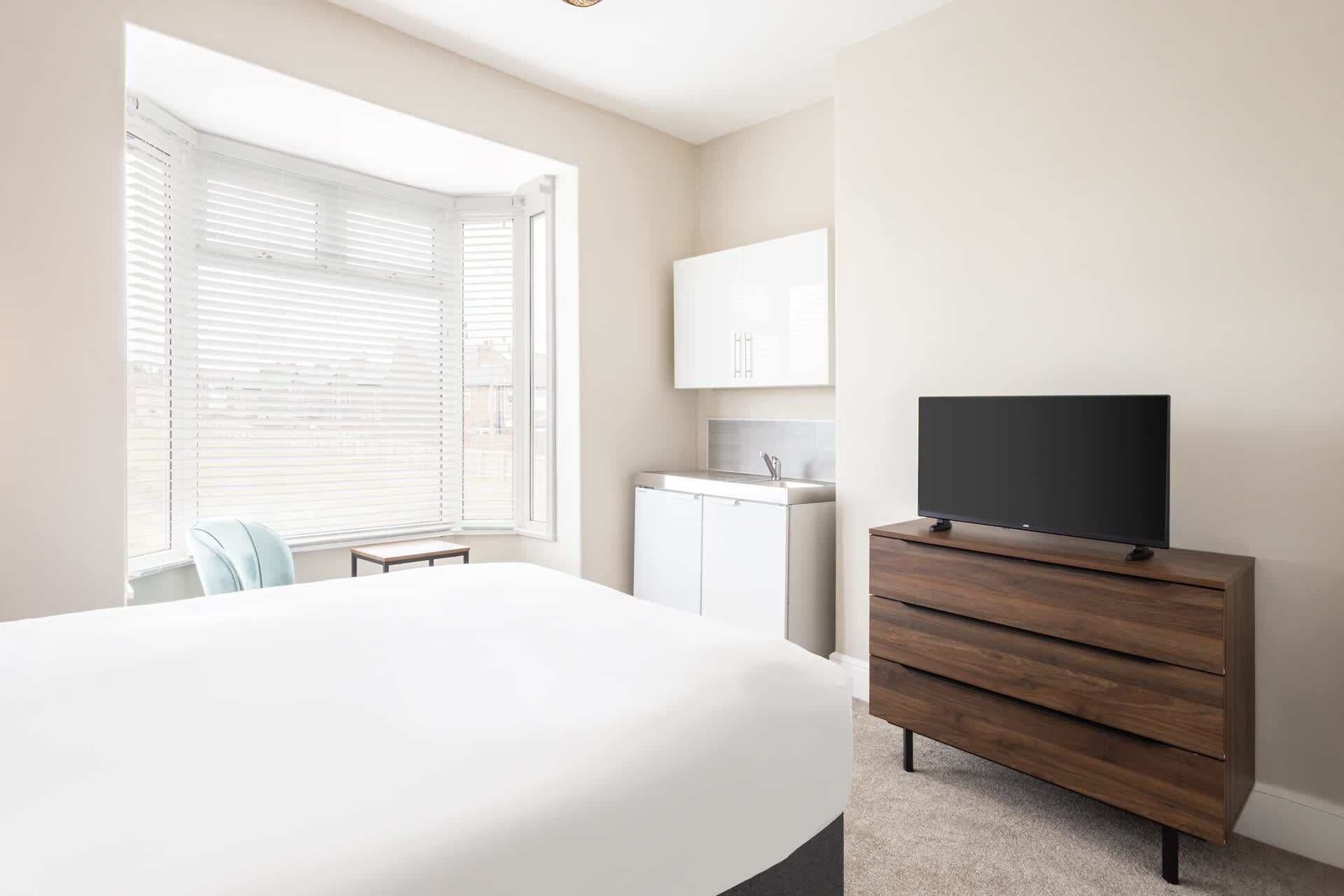 Desk, free WiFi, bed sheets