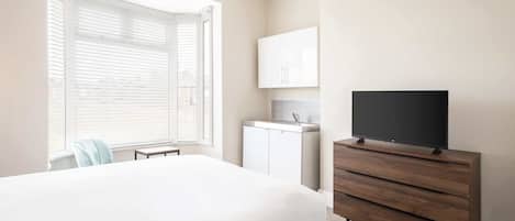 Skrivbord, gratis wi-fi och sängkläder