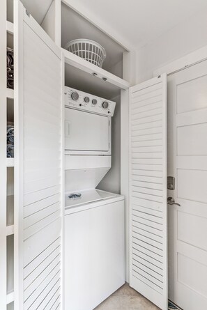 Imagen sin descripción, 4 de 25, botón