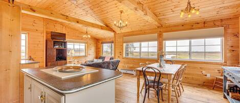 House (1 Bedroom) | Interior