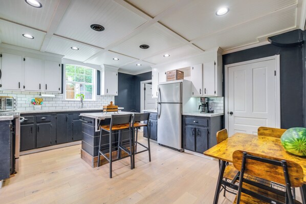 House (4 Bedrooms) | Interior