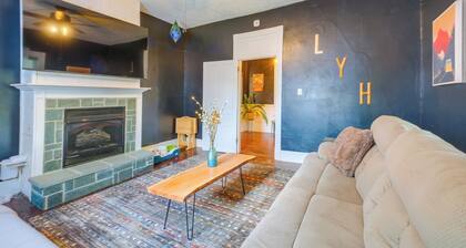 4 Mi to Liberty U: Huge Home w/ Yard & Hot Tub