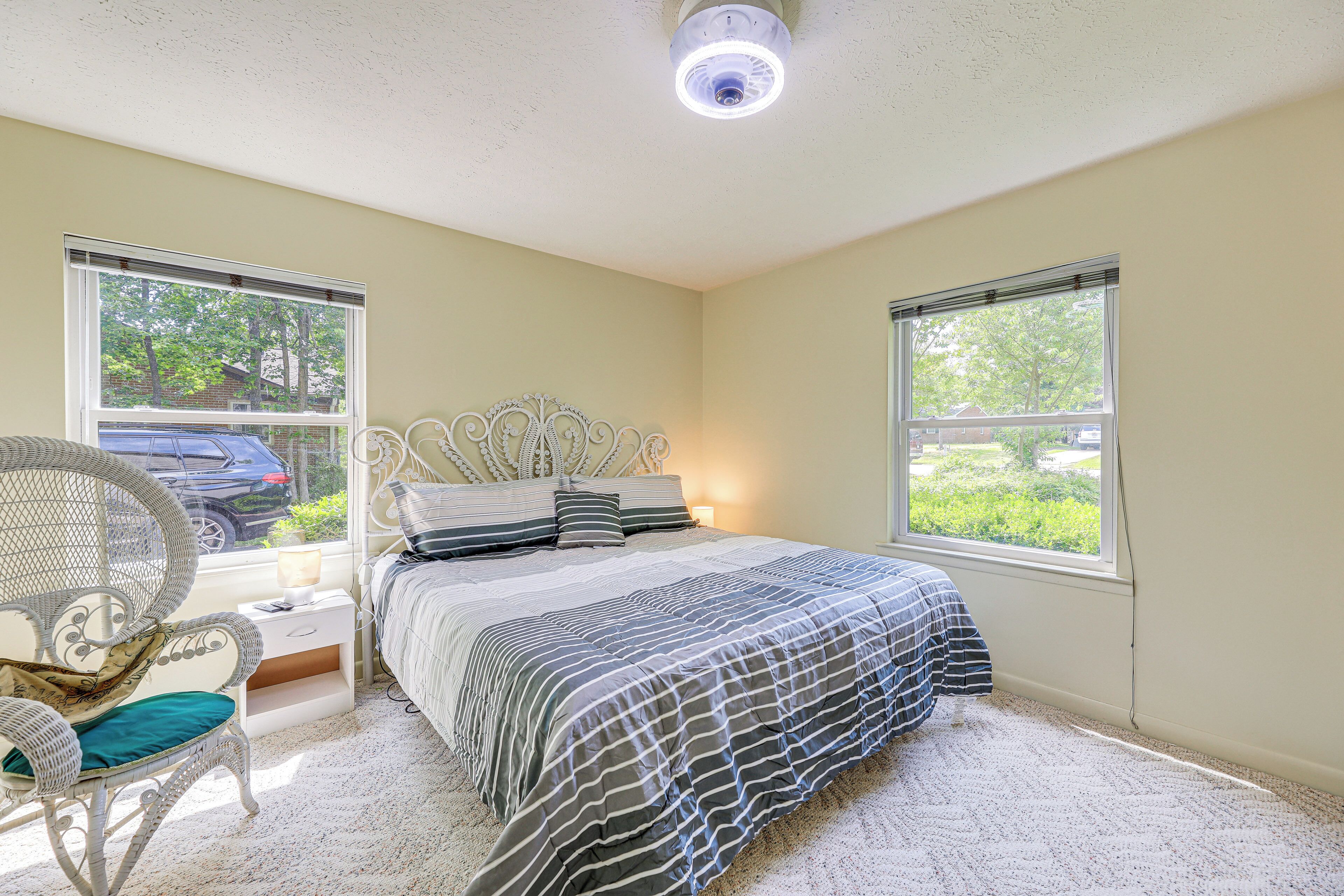 獨棟房屋 (4 Bedrooms) | 4 間臥室、筆電工作空間、熨斗/熨衣板、床單