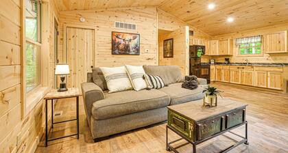 Hocking Hill Cabin Near Hiking: Dogs Welcome