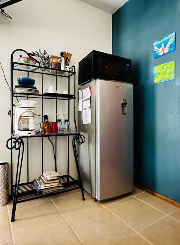 Interior - Sea view, Rooftop Hammocks, 2 min walk to beach (Hopkins)