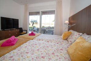 2 Schlafzimmer, Bügeleisen/Bügelbrett, WLAN, Bettwäsche