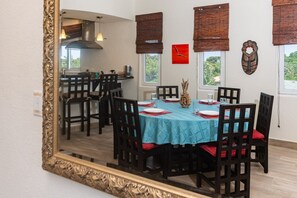 Condo, 3 Bedrooms | Dining