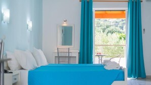 Unclassified image, 2 of 37, button - Crystal Blue Hotel, Barbati (Corfu)