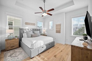 3 chambres, fer et planche à repasser, Wi-Fi gratuit, draps fournis