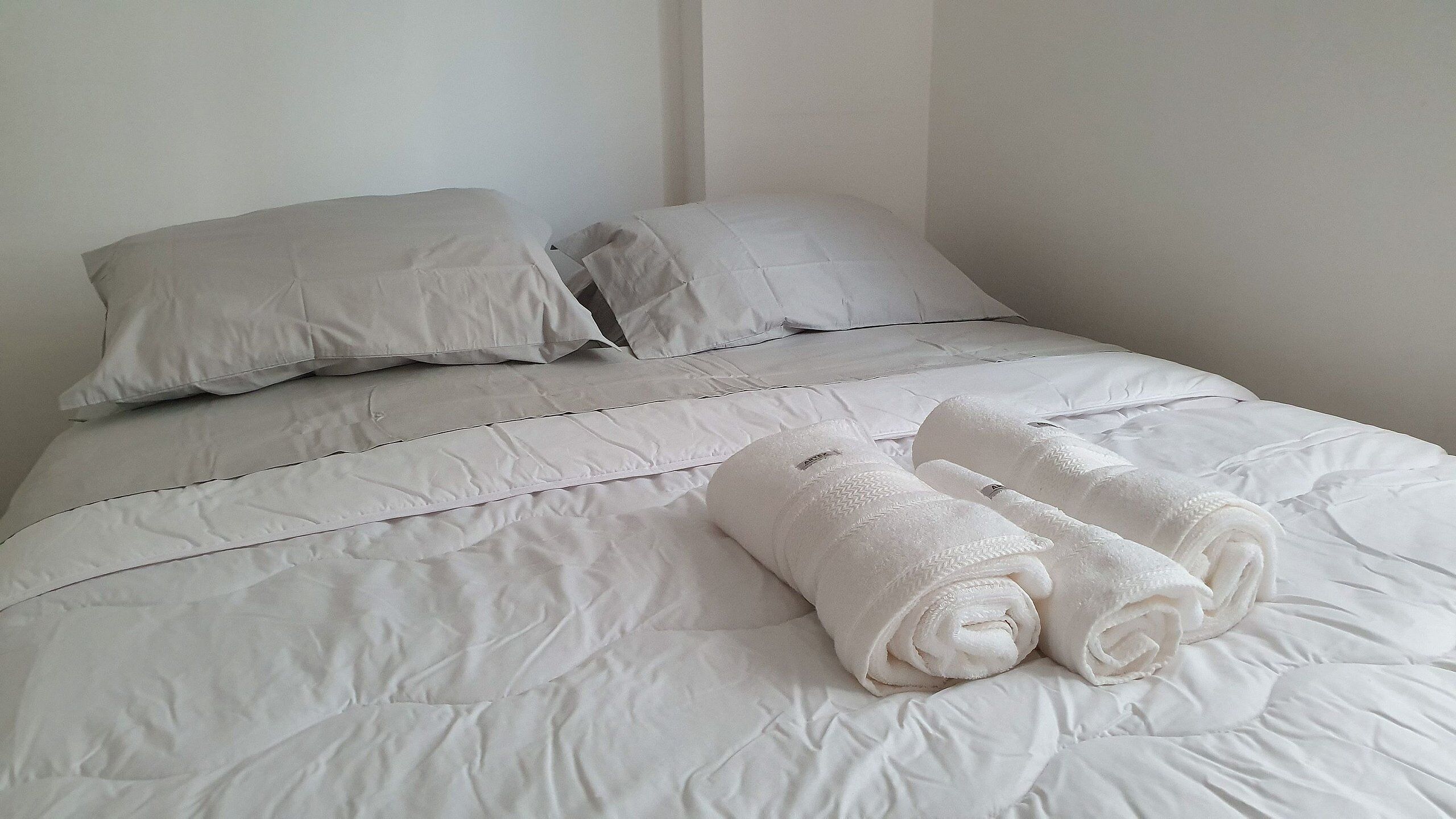 Apartamento básico | 2 quartos, espaço de trabalho para notebook, Wi-Fi de cortesia