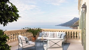 Habitación Deluxe, Terraza, vista al mar | Terraza o patio