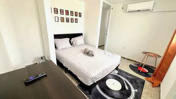 1 bedroom, WiFi, bed sheets, wheelchair access