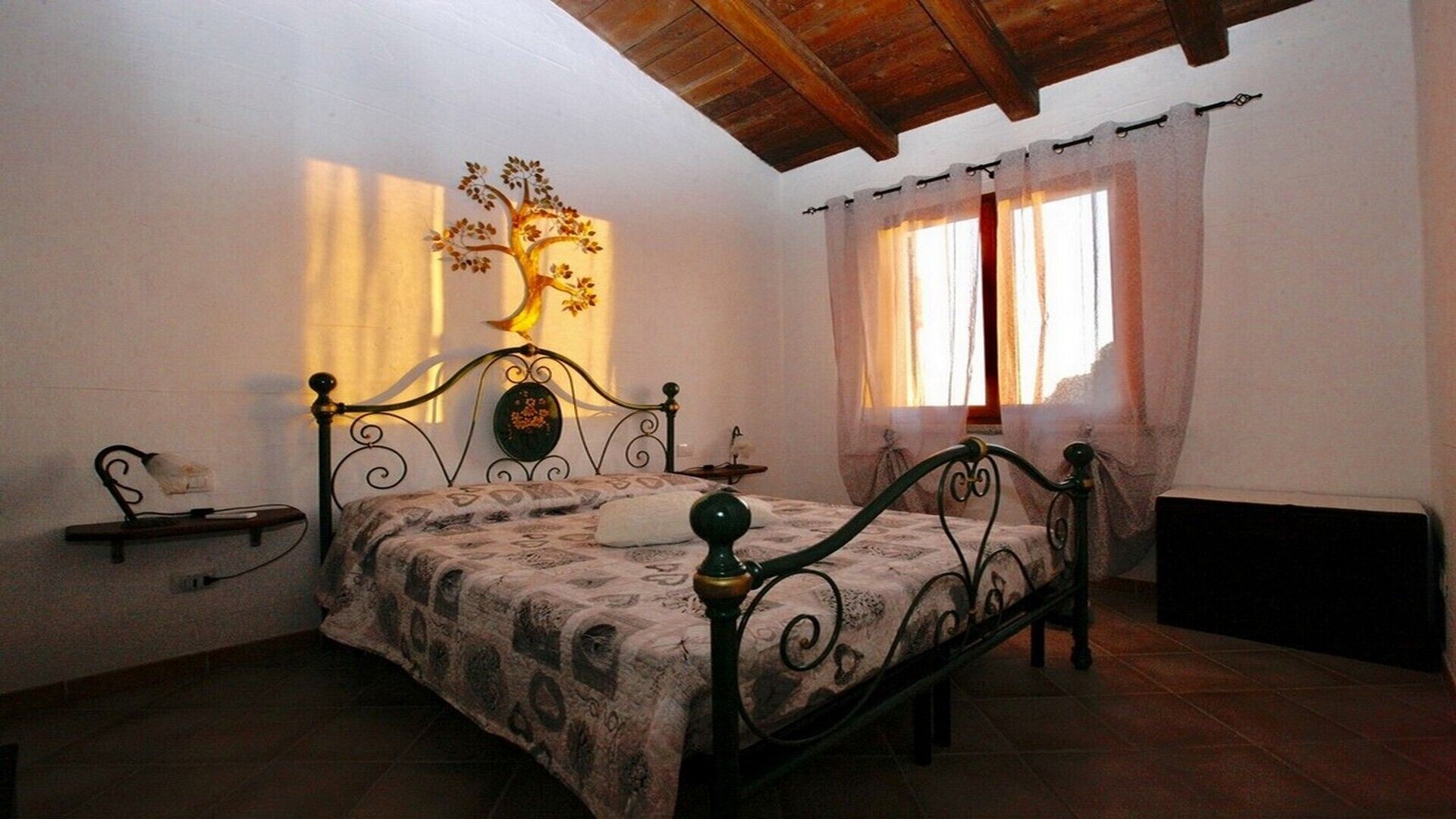 2 chambres, fer et planche à repasser, lit parapluie, Wi-Fi gratuit