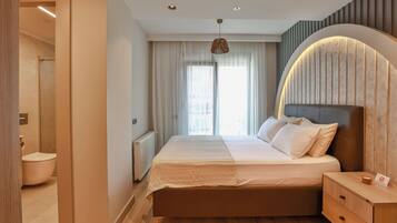 Luxury-Penthouse, Balkon | Hochwertige Bettwaren, Zimmersafe, individuell dekoriert