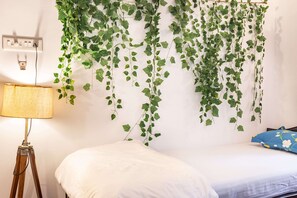 3 chambres, fer et planche à repasser, Wi-Fi, draps fournis