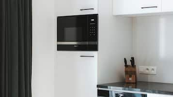 Micro-ondes, four, plaque de cuisson, lave-vaisselle