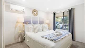 3 bedrooms, iron/ironing board, free WiFi, bed sheets