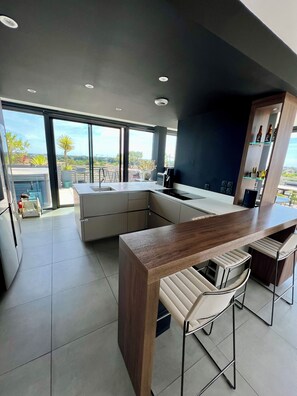 Fridge, microwave, oven, stovetop - Rooftop de Luxe a Montpellier (Montpellier)