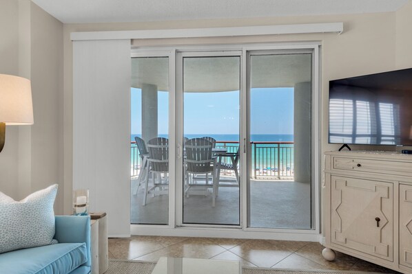 TV - Surfside - Beach Colony East - Beautifully Decorated - Spacious - Fantastic Views (Navarre)