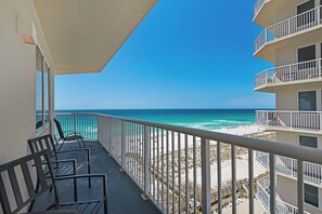 Property grounds - Deja Blue - Summerwind 805E (Navarre)