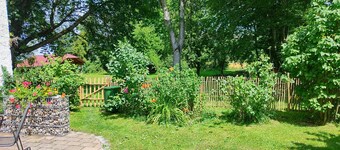 Quietly located vacation apartment in the countryside - with terrace and garden