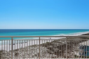 On the beach - Sea's Life - Belle Mer 602 (Navarre)