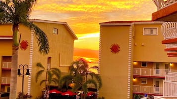 Mặt tiền nơi lưu trú
