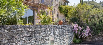 Character house in Drôme Provençale, private swimming pool